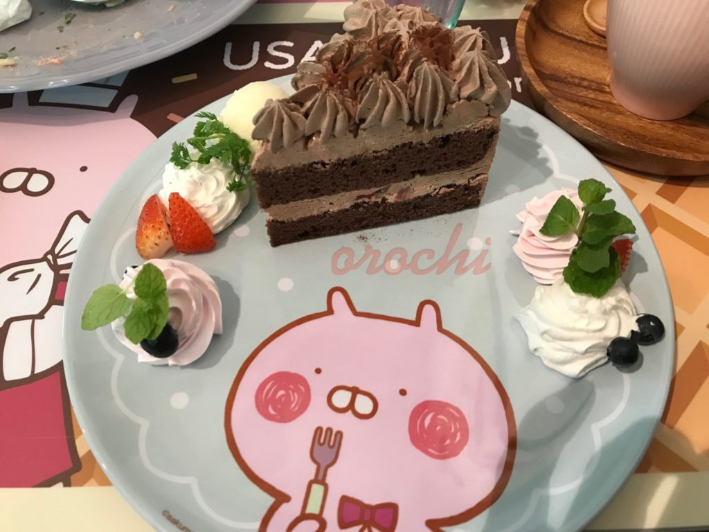 スイーツメニューとして、チョコレートケーキを紹介します。